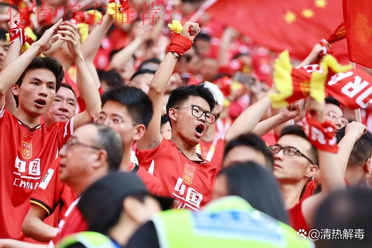 亮相中国杯 中国男足国家队期待开门红 亮相中国杯 中国男足国家队期待开门红